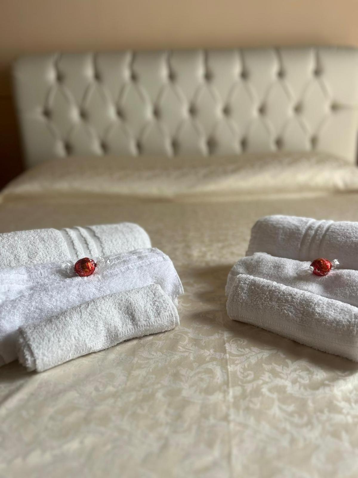 Maison Barriera - Luxury Suites - Salerno City Center 외부 사진